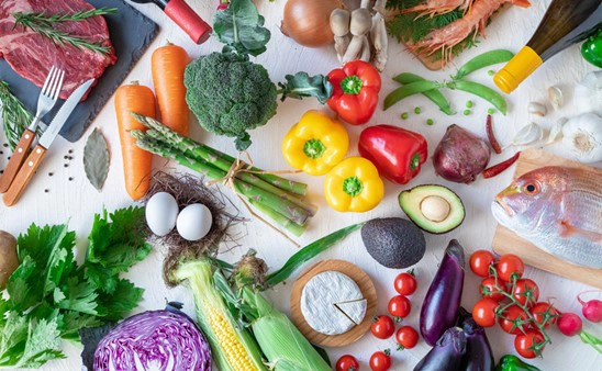 腐ったものを食べると何時間後に食中毒になるのか?専門家がよくある質問にズバリお答えします!